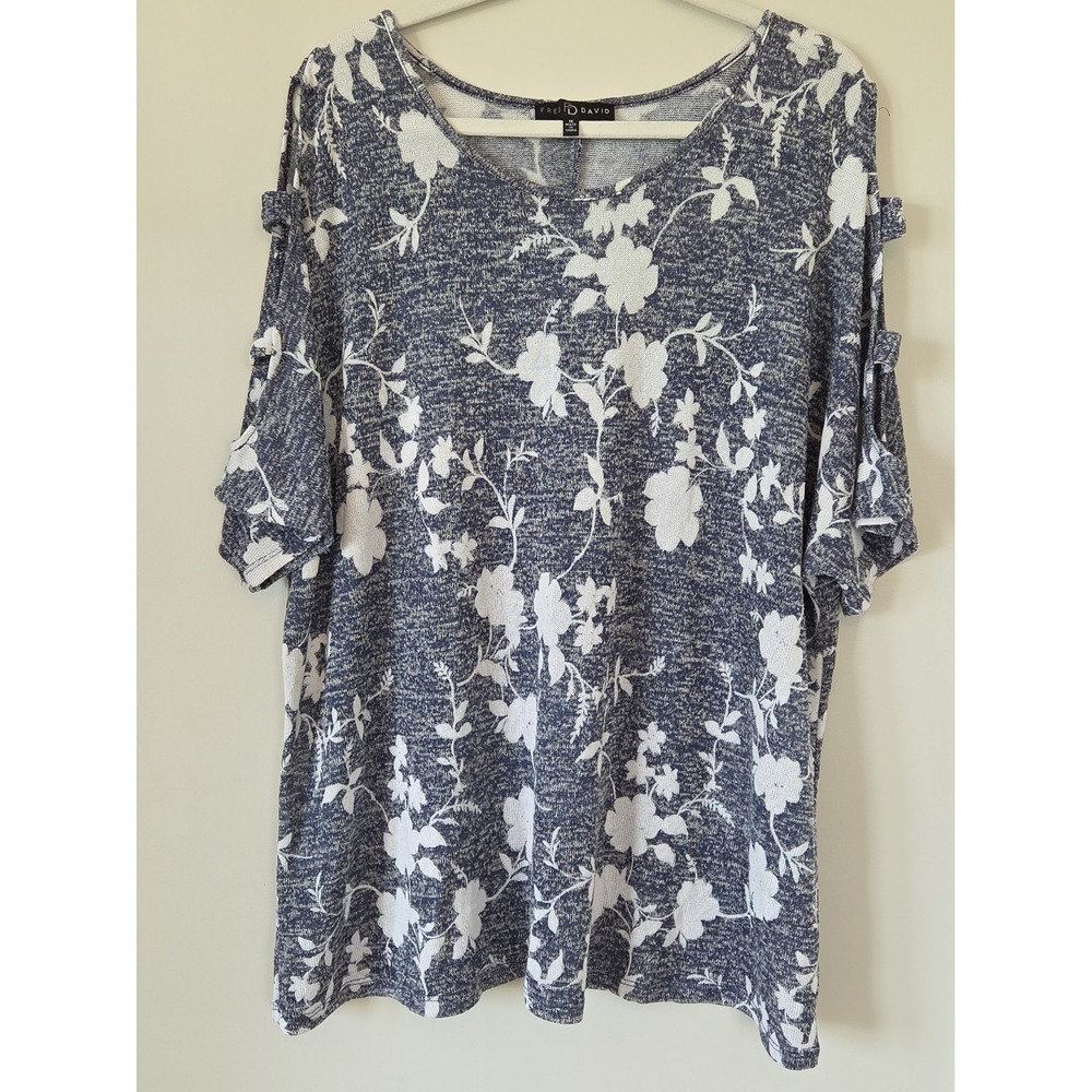 Fred David Blue White Floral Cold Shoulder Knit Top Blouse CS9041RW Womens 1X